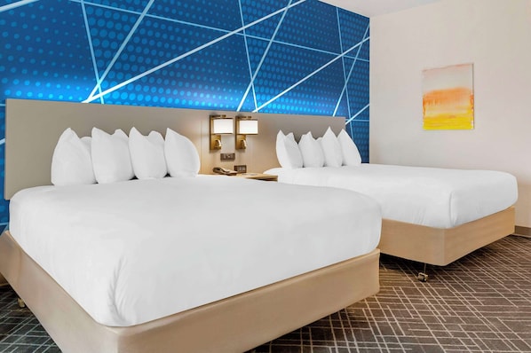 Room, 2 Queen Beds, Accessible, Non Smoking | Premium bedding, pillow-top beds, in-room safe, desk - Comfort Inn & Suites Rapid City near Mt. Rushmore (Rapid City)