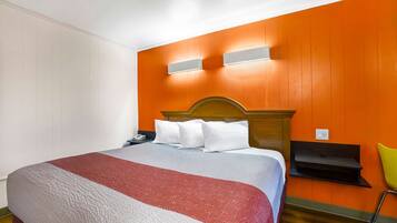 Free WiFi, bed sheets