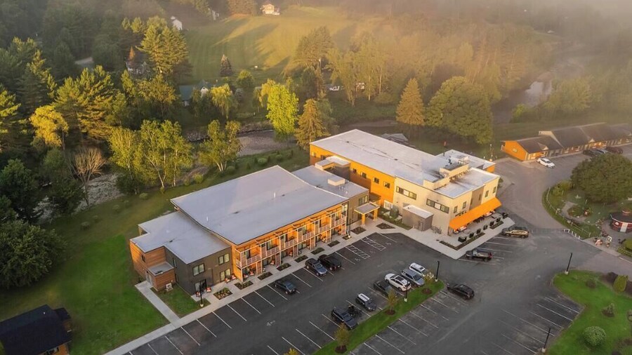 Sun & Ski Inn And Suites