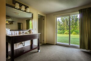 Loft Suite | 3 slaapkamers, luxe beddengoed, een kluis op de kamer, een bureau