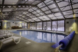 Indoor pool, pool loungers