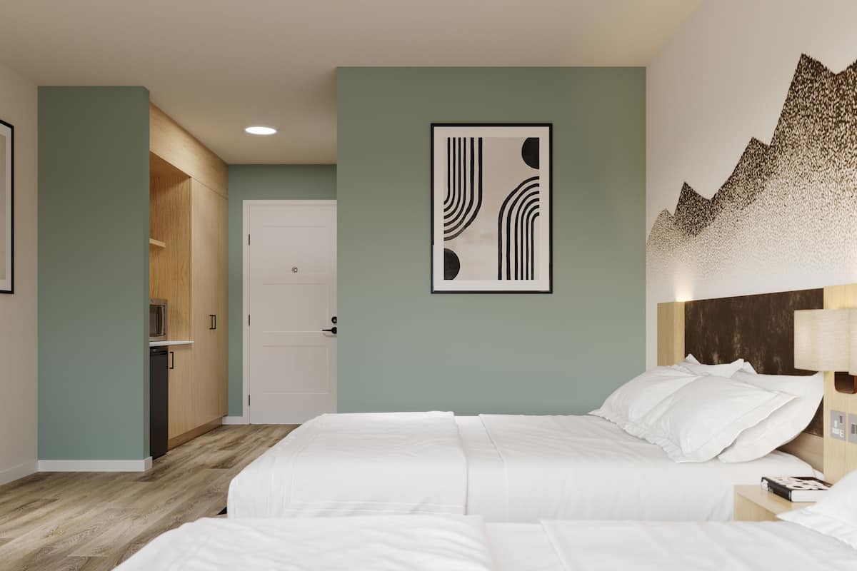 3 bedrooms, premium bedding, in-room safe, desk