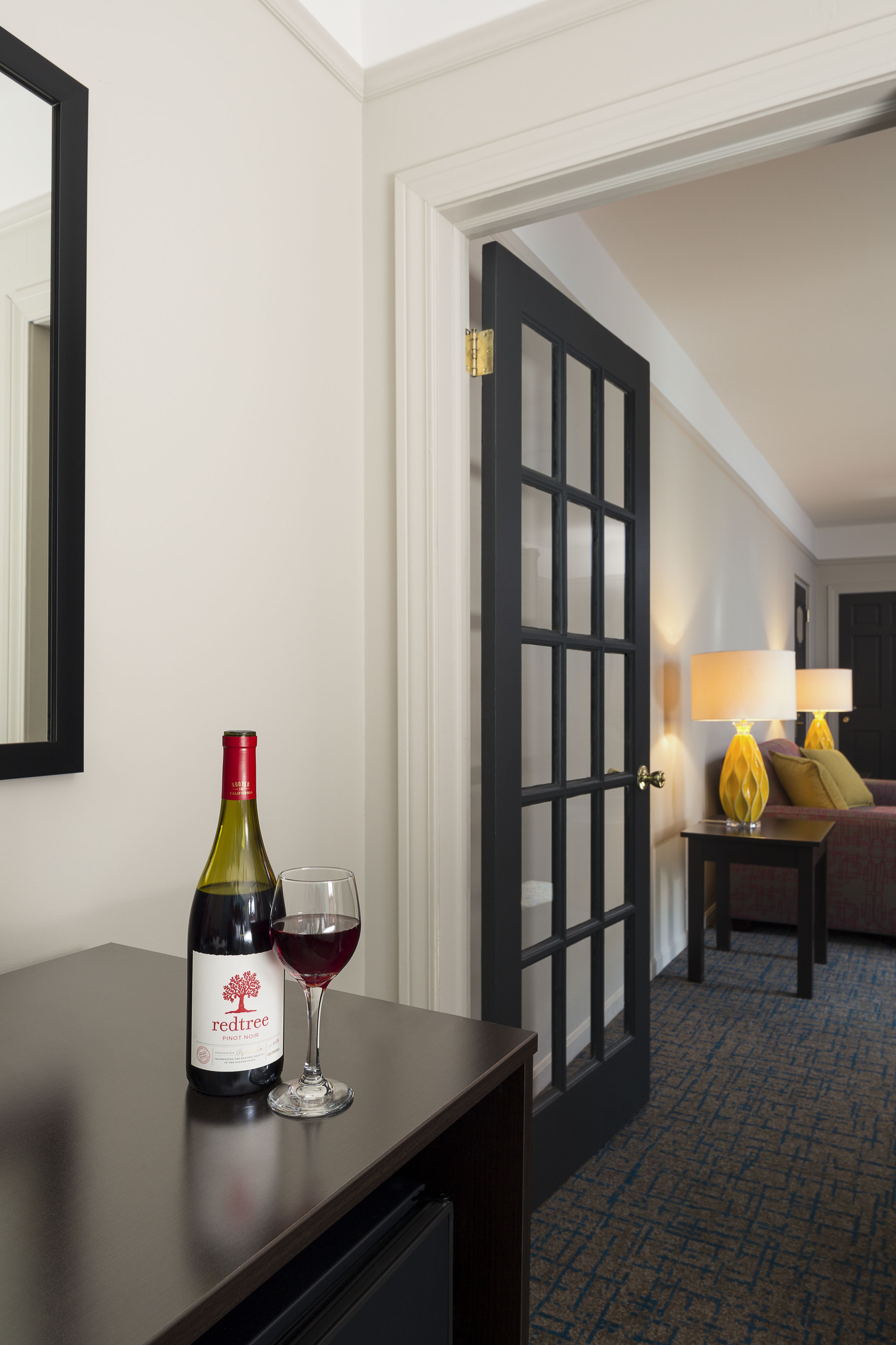 1 bedroom, premium bedding, minibar, in-room safe