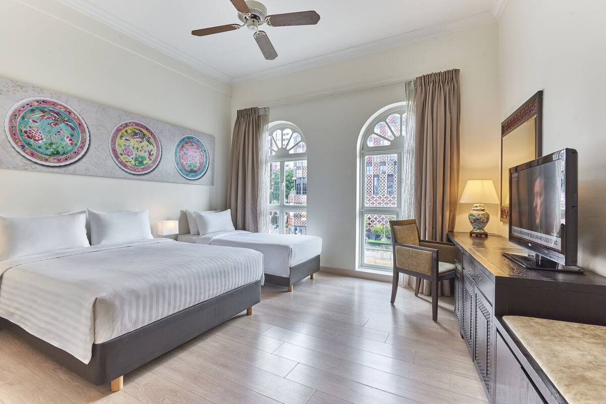 Family Room | Premium bedding, in-room safe, desk, laptop workspace