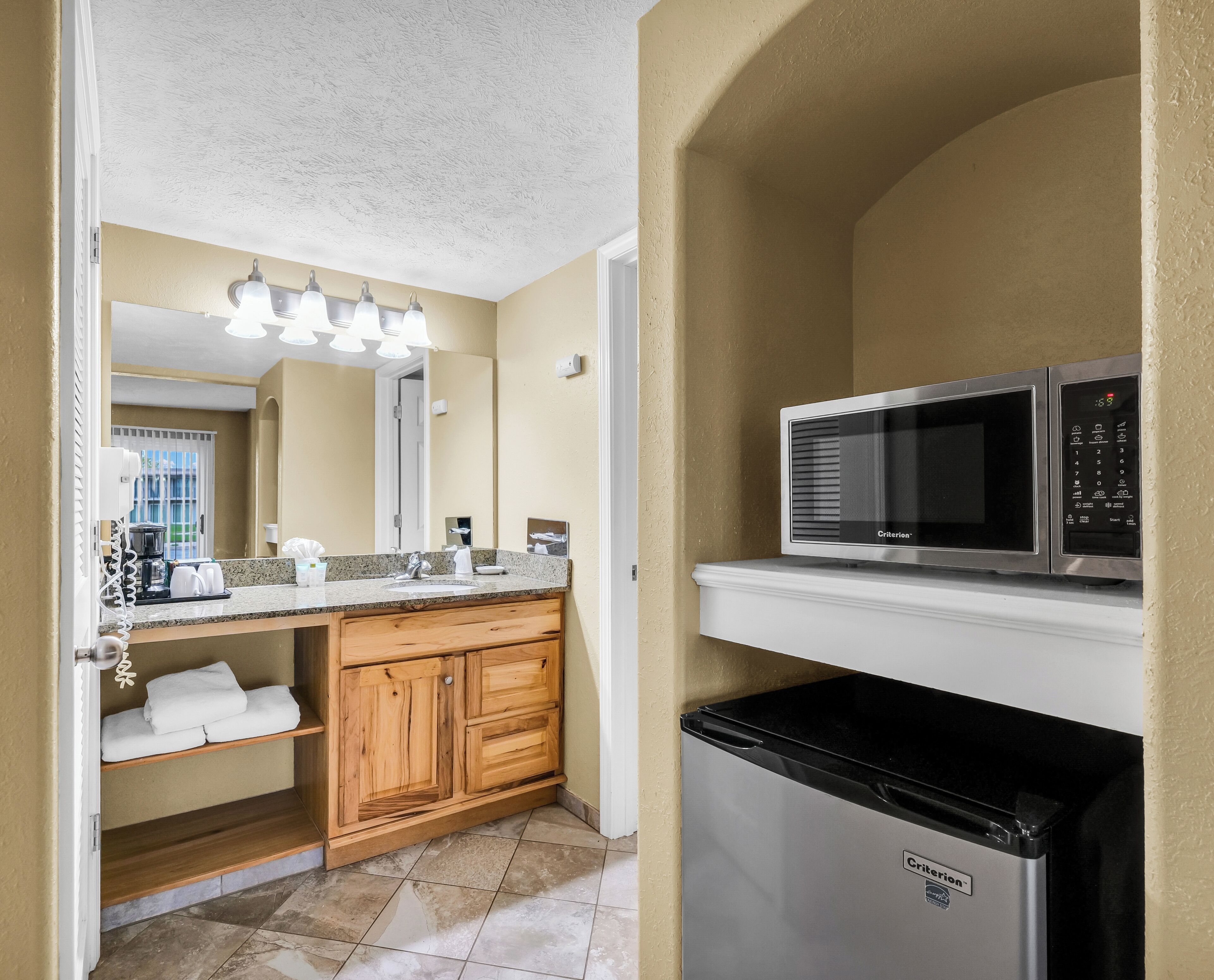 suite, 1 bedroom, jetted tub | 1 bedroom, premium bedding, down duvets, pillow-top beds