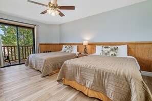 Individually decorated, individually furnished, blackout curtains - Big Bear Lakefront Lodge (Big Bear Lake)
