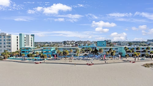 Thunderbird Beach Resort