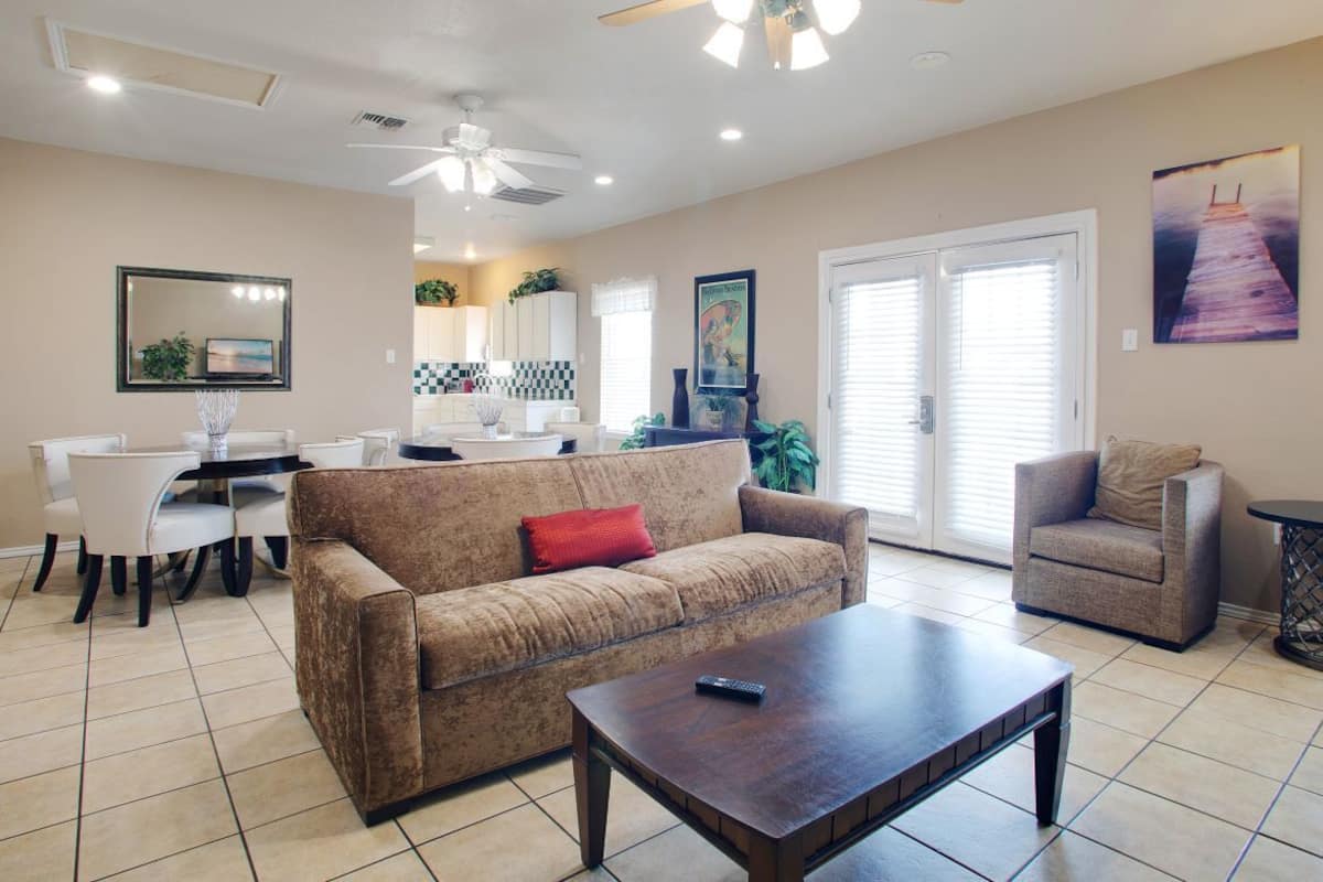 Televisión de pantalla plana