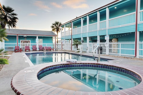 Plantation Suites & Conference Center