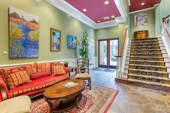 Hotel entrance and lobby at Church Street Inn Historic Charleston, Ascend Collection Hotel
