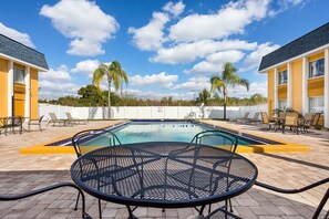 Outdoor pool, sun loungers