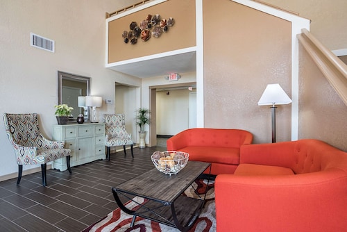 Quality Inn & Suites Heritage Park