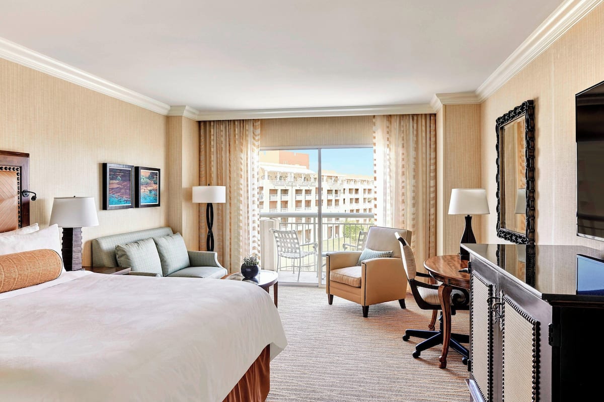 1 bedroom, pillow-top beds, in-room safe, desk