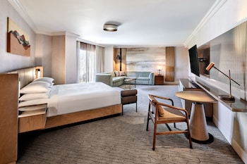 1 bedroom, pillowtop beds, in-room safe, desk at JW Marriott Phoenix Desert Ridge Resort & Spa