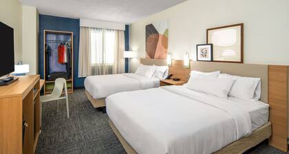 Spark by Hilton Parker Denver SE