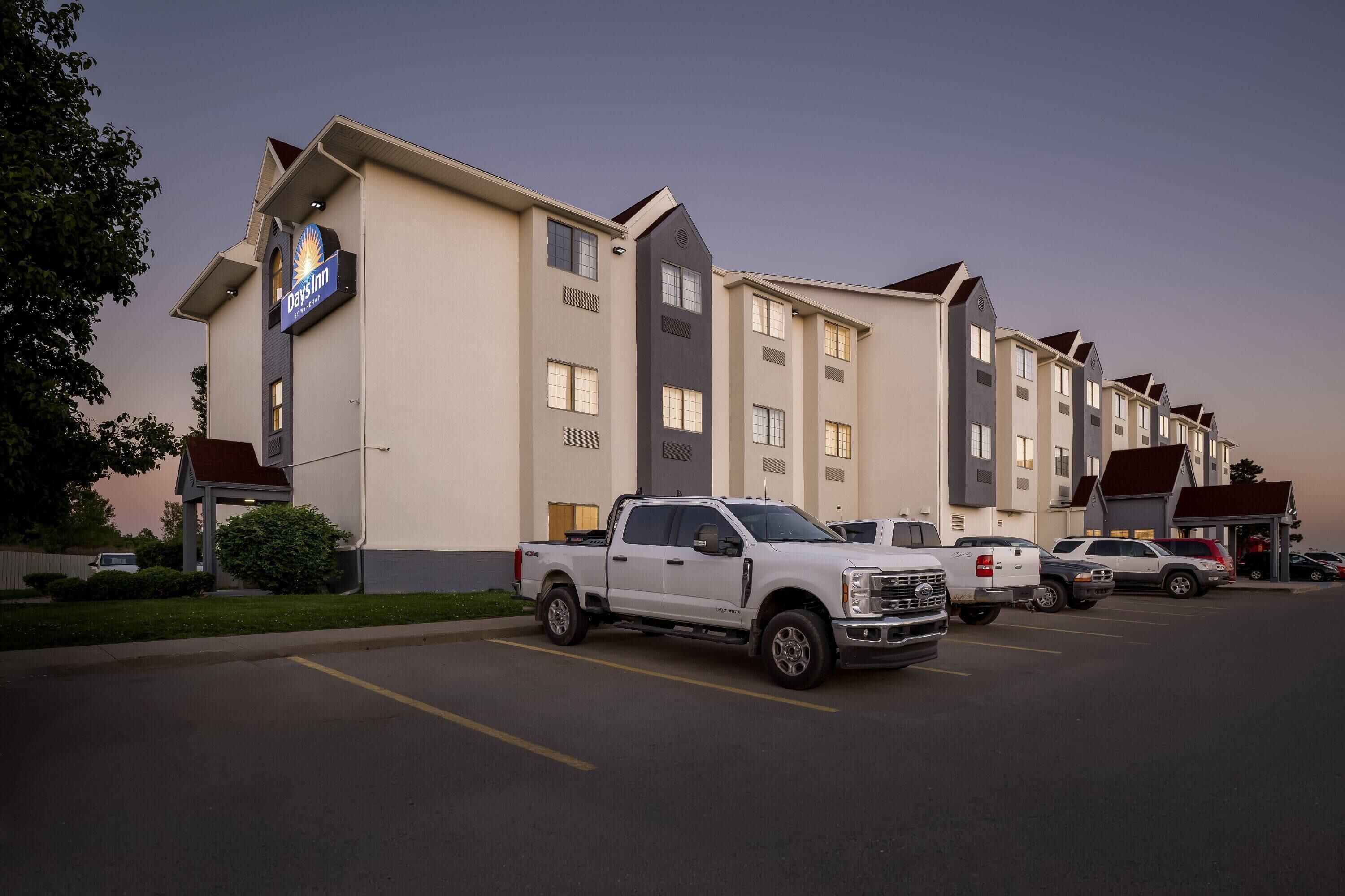 Photo - Days Inn by Wyndham near Kansas Speedway