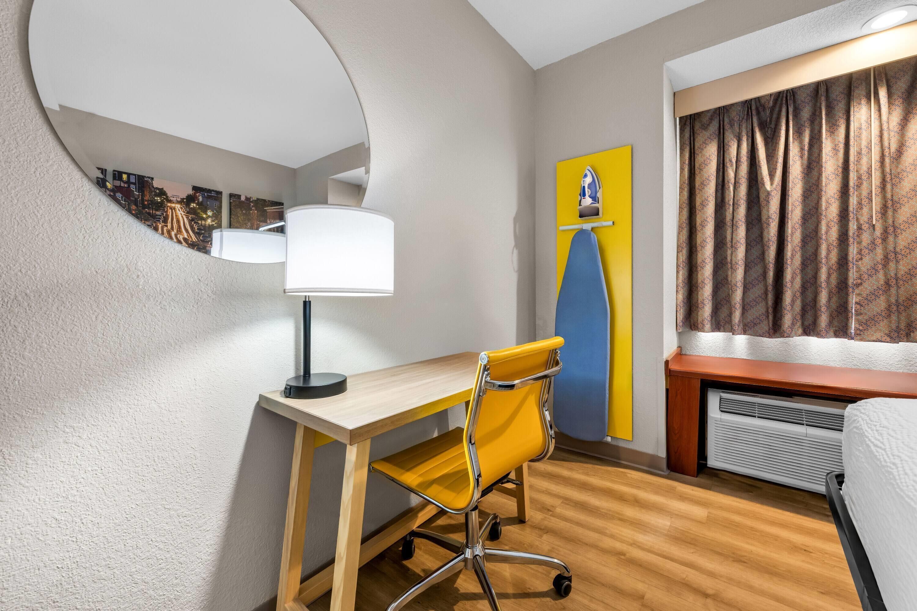 Photo - Days Inn by Wyndham near Kansas Speedway