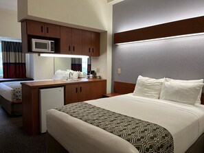 Premium bedding, in-room safe, desk, blackout curtains