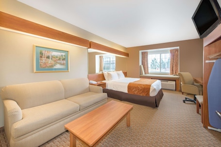 Desk, laptop workspace, rollaway beds, free WiFi