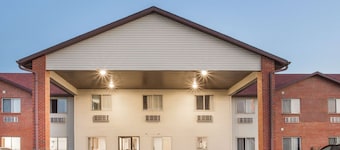 Super 8 by Wyndham Monmouth IL
