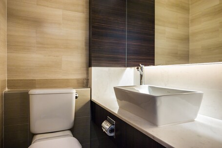 Village Hotel Bugis by Far East Hospitality - Image 7