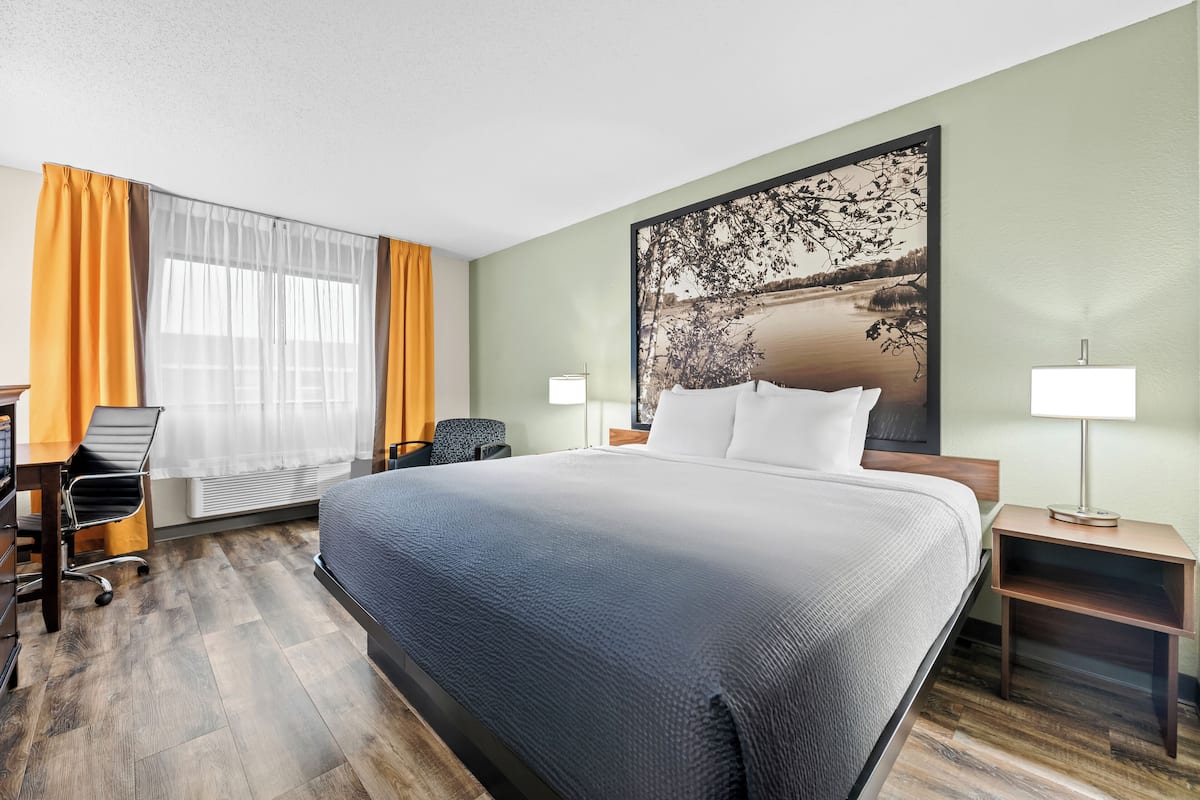 Desk, iron/ironing board, free cots/infant beds, free WiFi