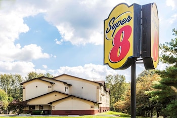 Super 8 by Wyndham East Stroudsburg/Poconos