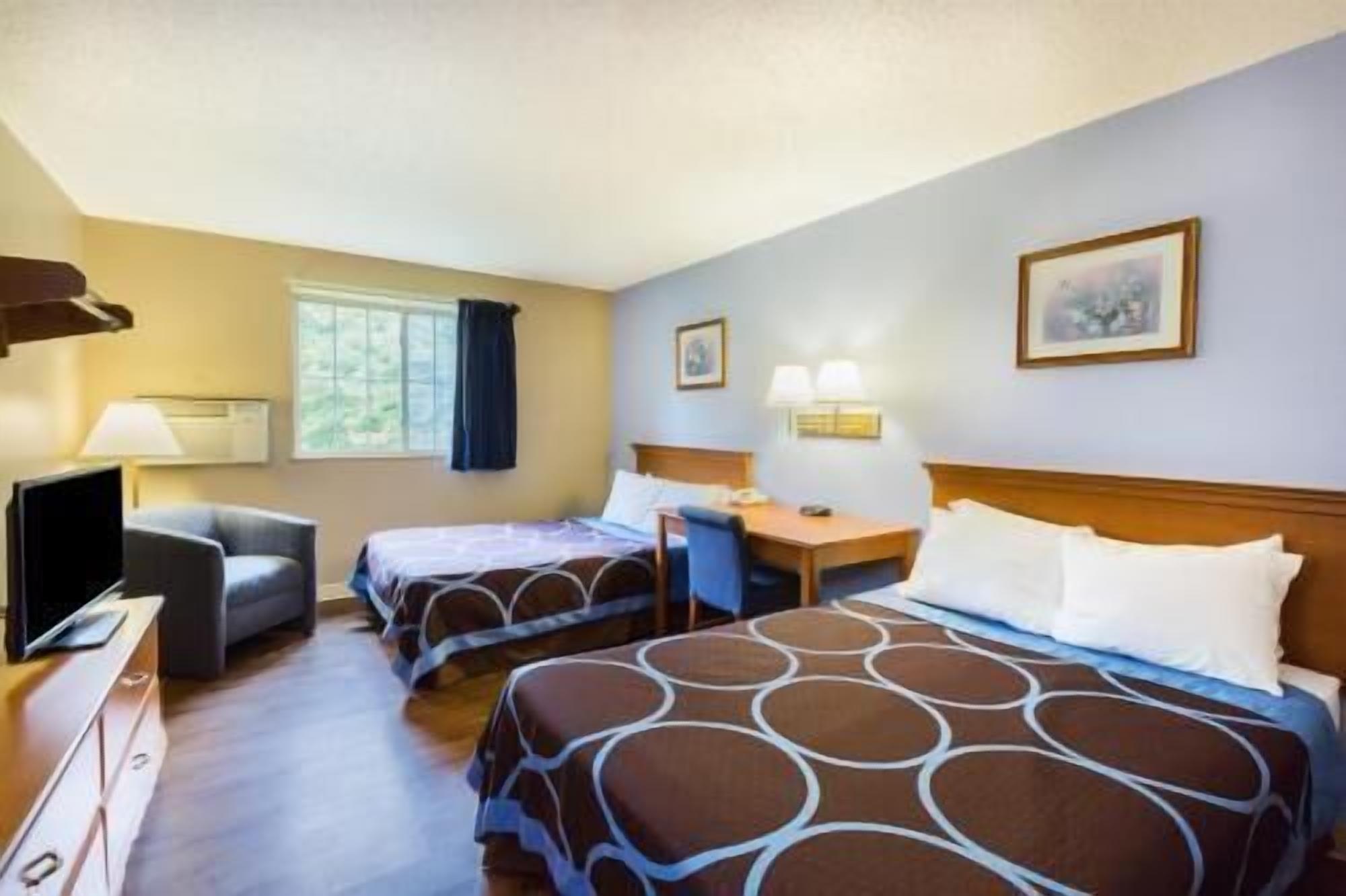 In-room safe, desk, iron/ironing board, free cots/infant beds