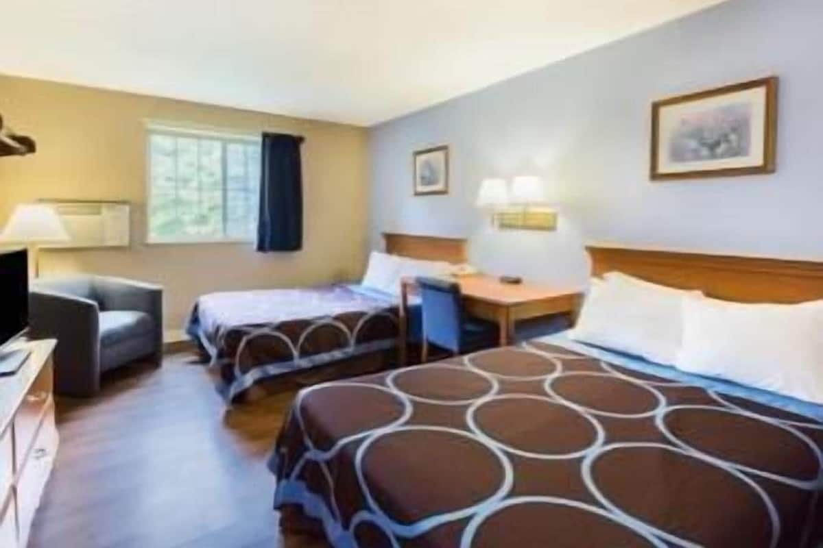 In-room safe, desk, iron/ironing board, free cribs/infant beds