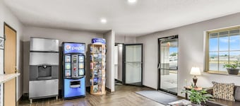 Super 8 by Wyndham East Stroudsburg/Poconos