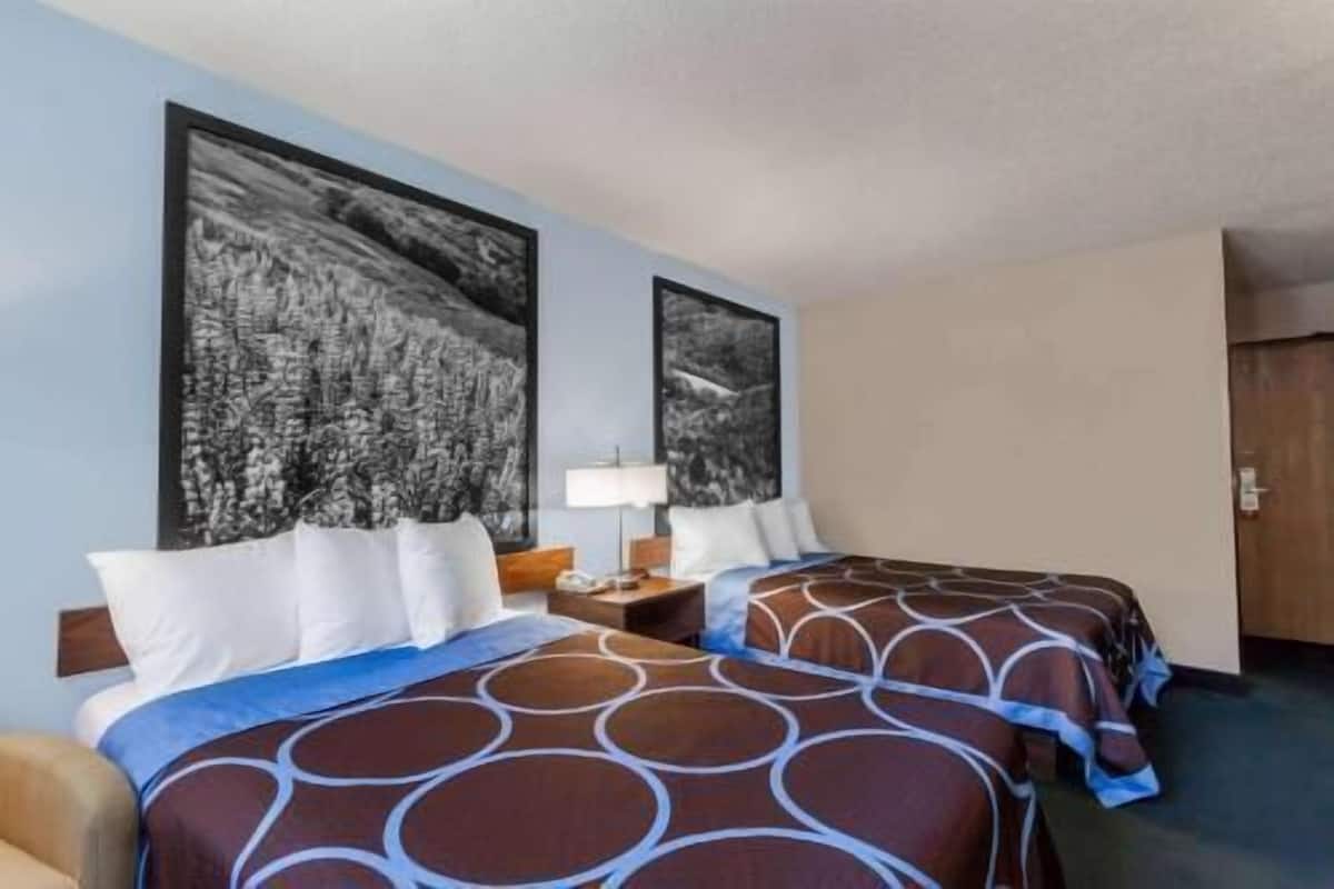 In-room safe, desk, iron/ironing board, free cribs/infant beds