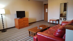 Studio Suite, 2 Queen Beds, Non Smoking | Living area