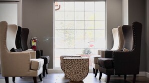 Interior - The Monarch Inn (Mariposa)