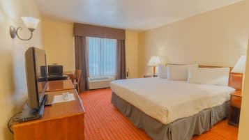 Standard Single Room, 1 King Bed | Individually decorated, individually furnished, desk, laptop workspace