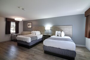 Basic Room, 2 Double Beds | Individually decorated, individually furnished, blackout drapes