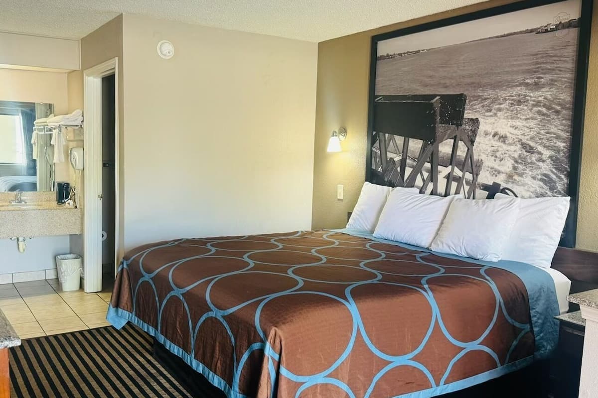 Suite, 1 King Bed, Non Smoking