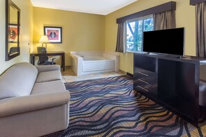 Studio Suite, 1 King Bed, Non Smoking | Individually decorated, individually furnished, desk, blackout curtains