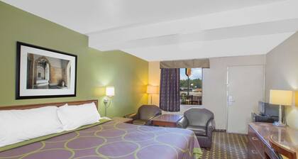 Super 8 by Wyndham Jasper