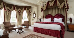 Superior Double or Twin Room | Individually decorated, individually furnished, desk, iron/ironing board