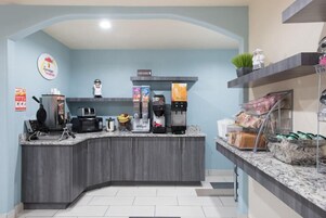 Desayuno continental incluido todos los días 