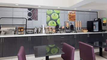 Desayuno completo incluido todos los días