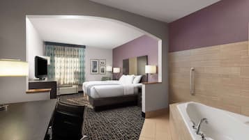 Superior Room, 1 King Bed, Non Smoking | Jetted tub