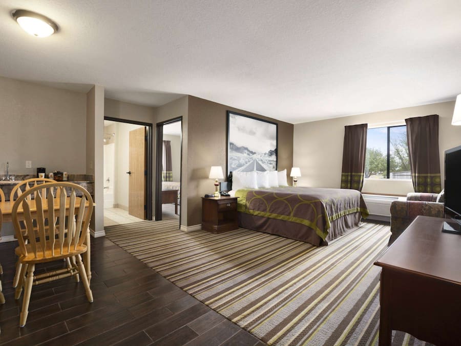 Coffres-forts dans les chambres, bureau, rideaux occultants