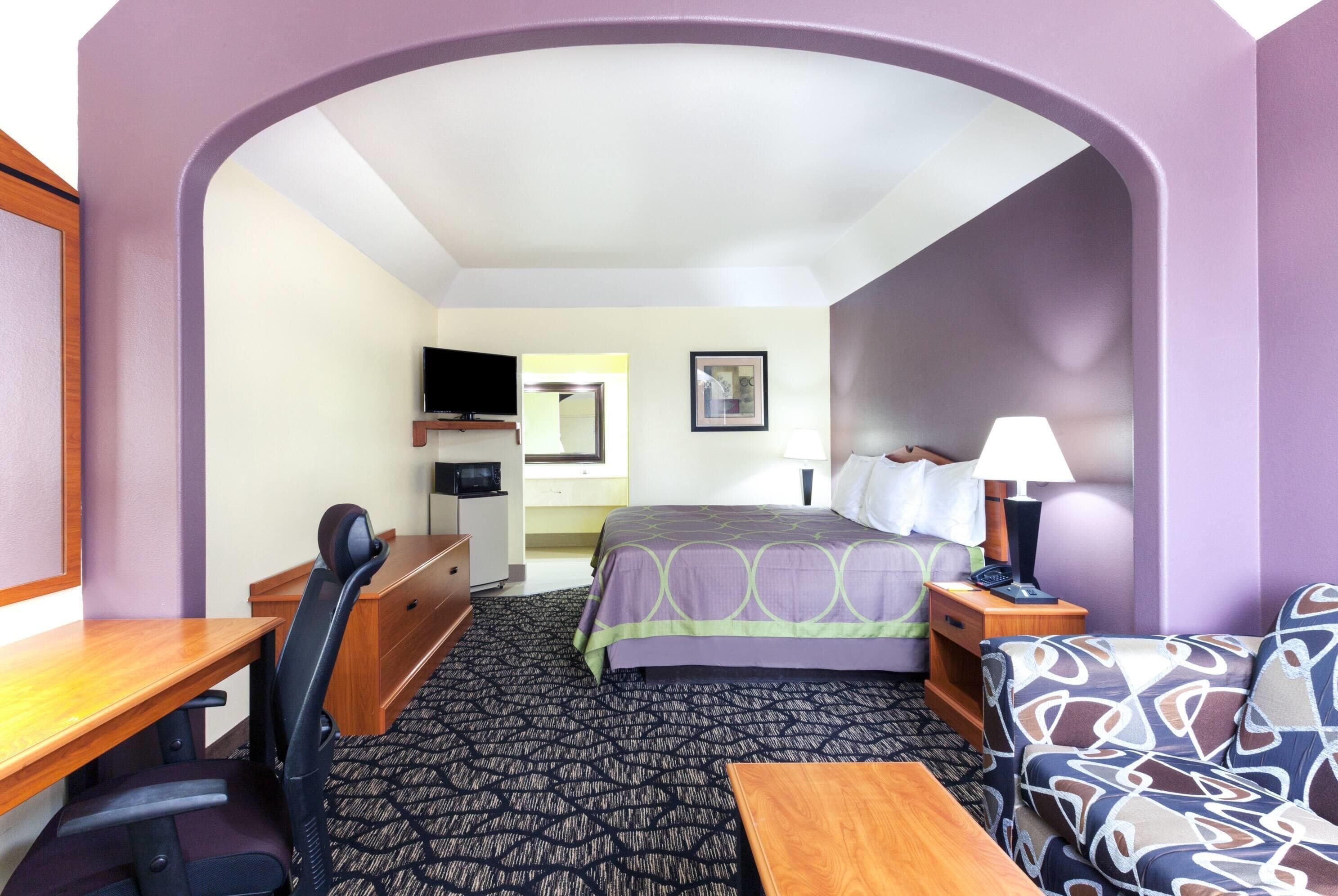 Room, 1 King Bed, Accessible, Non Smoking (Mobility,Hearing,Roll-In Shower) | Desk, iron/ironing board, free cribs/infant beds, free WiFi