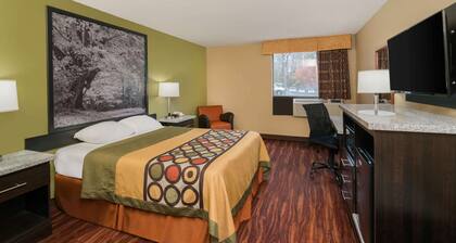 Super 8 by Wyndham Raleigh North East