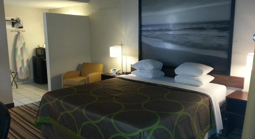 In-room safe, desk, soundproofing, iron/ironing board