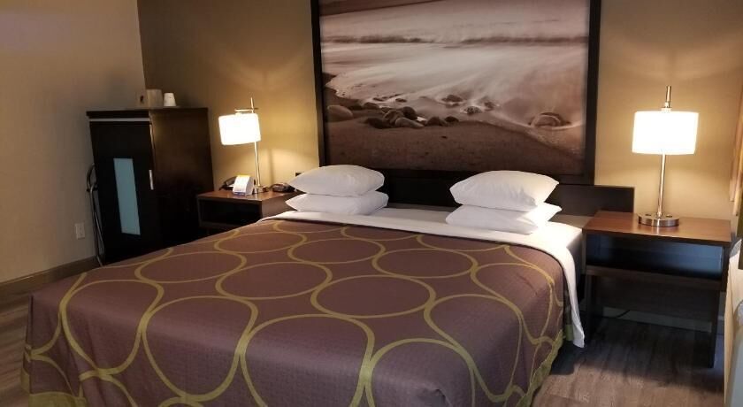 In-room safe, desk, soundproofing, iron/ironing board
