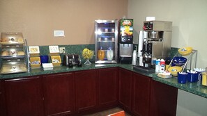 Desayuno continental incluido todos los días