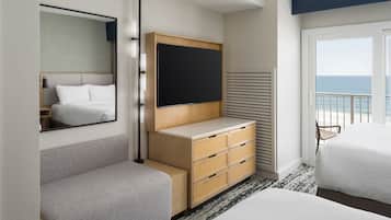 Suite, Multiple Beds, Balcony, Oceanfront (Balcony)