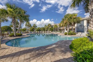 Outdoor pool, pool umbrellas